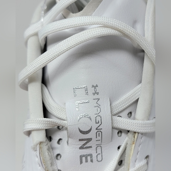 Under Armour Magnetico Elite 3 FG Soccer Cleats White Womens Sz 6.5  3027160-100 - Picture 7 of 11